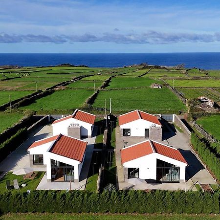 Beer House By Pontanegraazores Altares Exterior foto