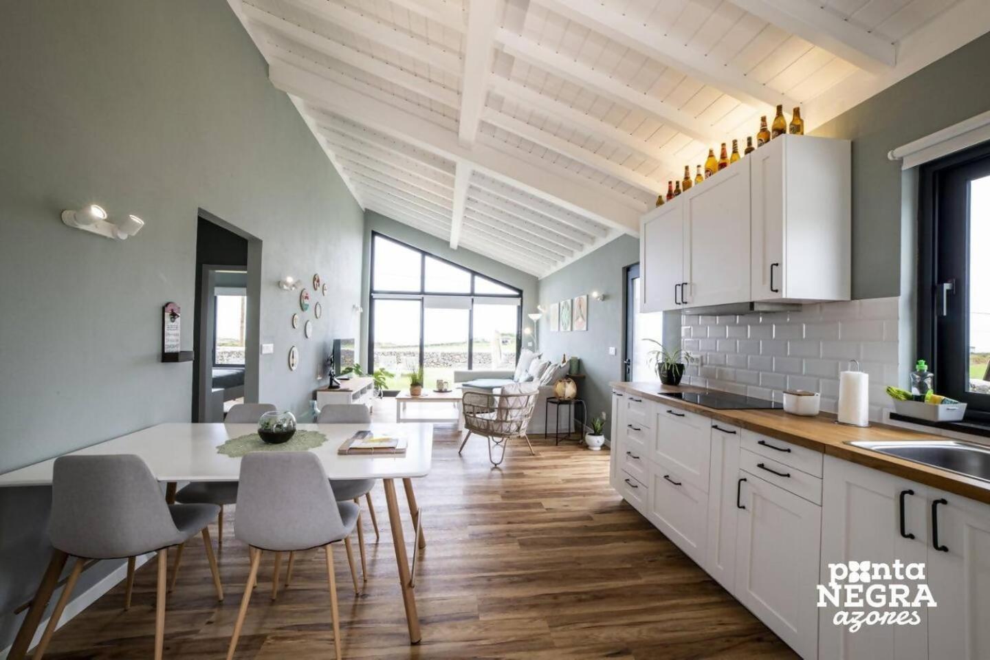 Beer House By Pontanegraazores Altares Exterior foto