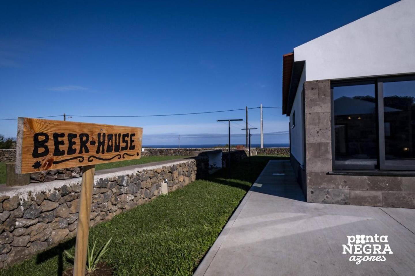 Beer House By Pontanegraazores Altares Exterior foto